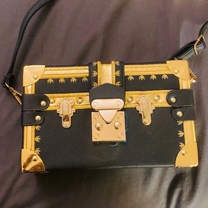 Trunk bag shoulder/crossbody bag